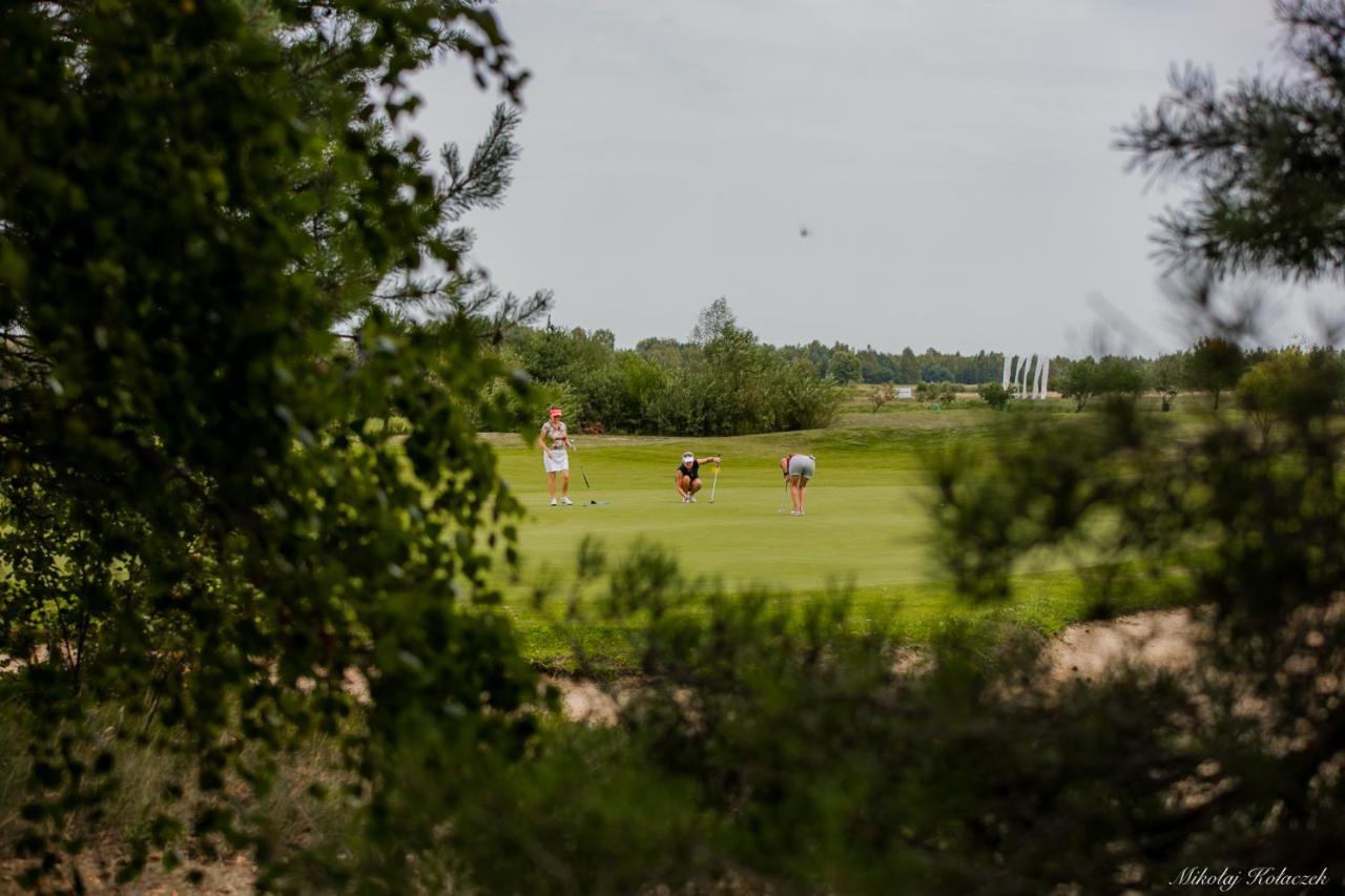 Golf Apartament W Sobieniach Sobienie Jeziory 外观 照片