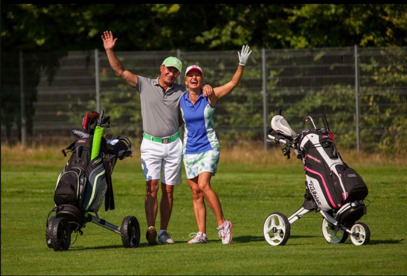 Golf Apartament W Sobieniach Sobienie Jeziory 外观 照片
